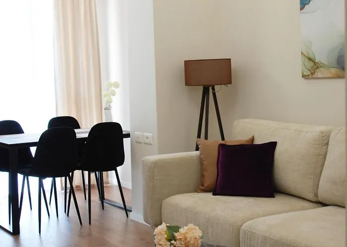 Lindi's 8/3 Apartmán