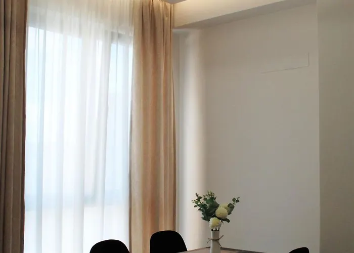 Appartement Lindi's 8/3 Tirana